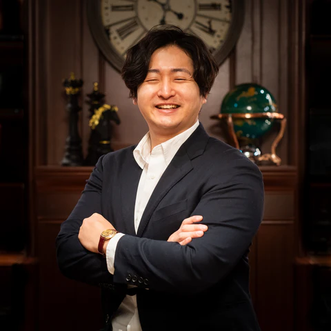 商品部 新海 拳 写真